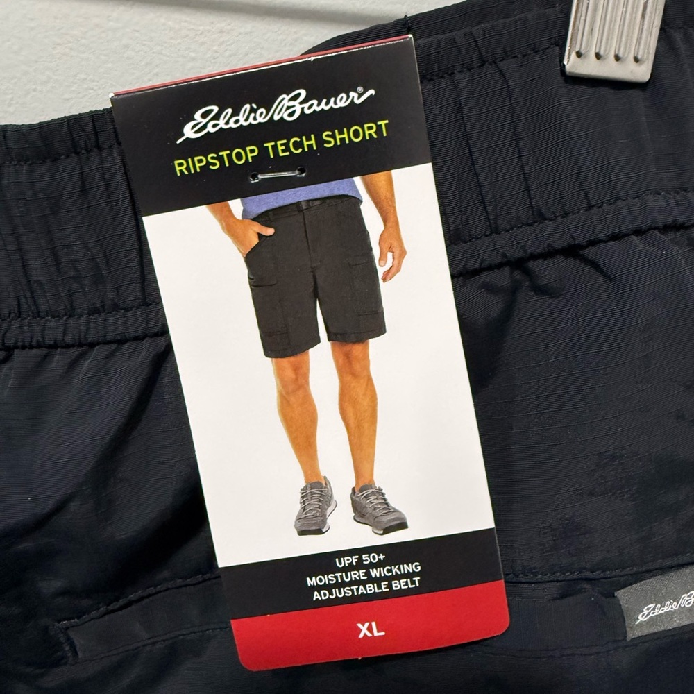 NWT men’s Eddie Bauer shorts size XL - Picture 2 of 4